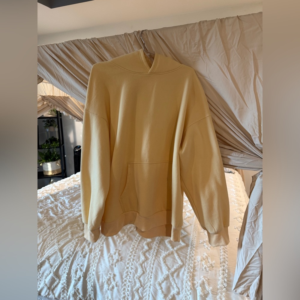 Automet Cream Knit Sweater